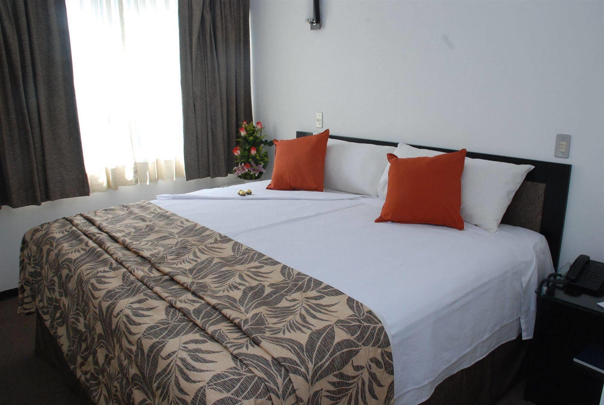 Hotel Mx Aeropuerto Мехико Экстерьер фото